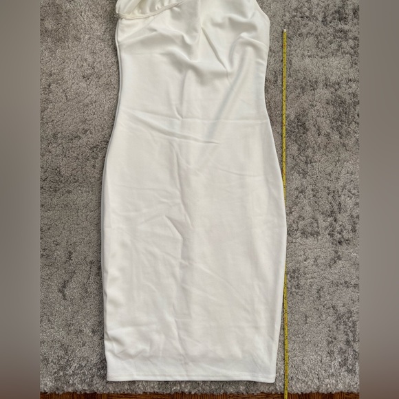 Lulu’s white one shoulder ruffle fitted dress - Picture 9 of 11